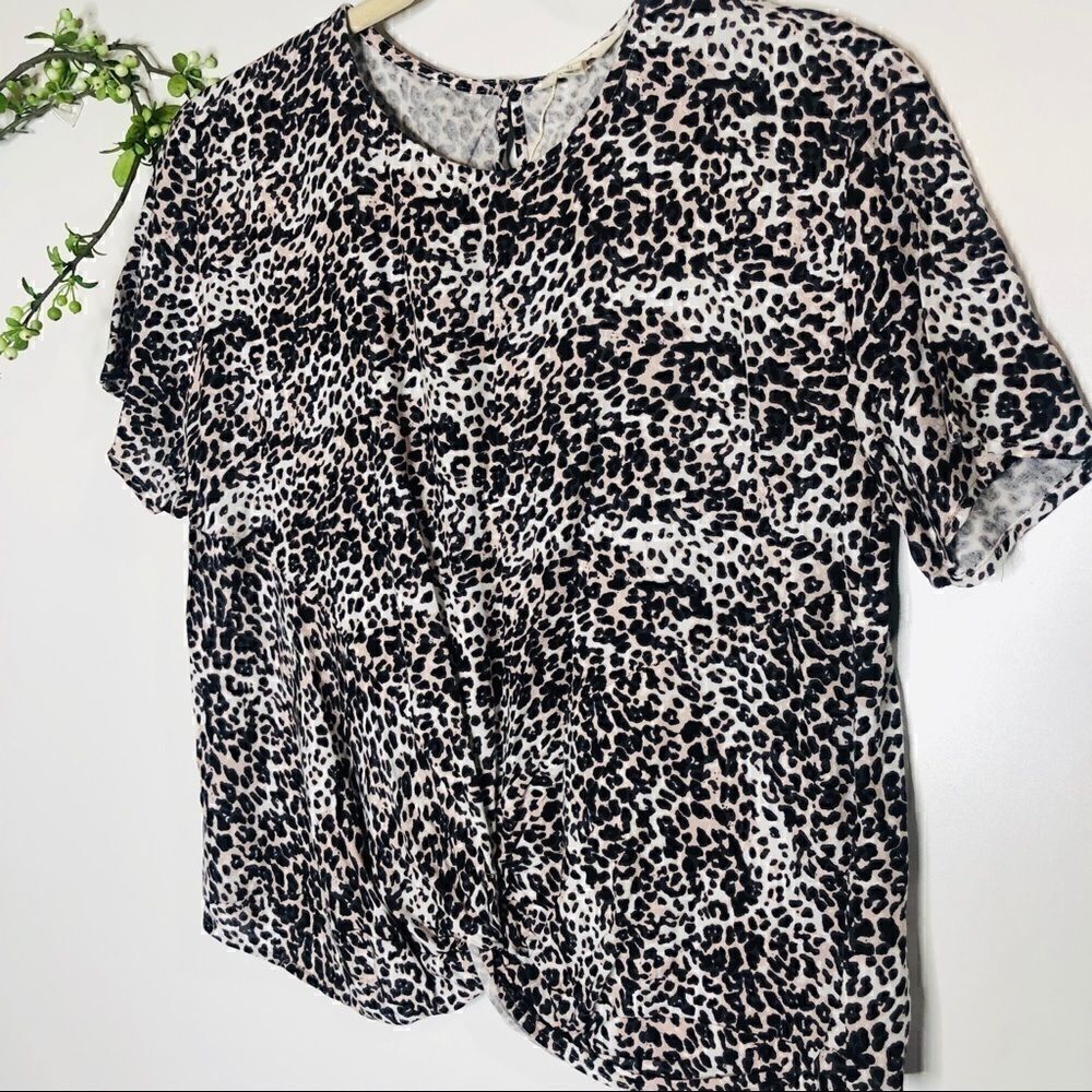 NWT! Sim & Sam Leopard Print Twist Front Knot Top